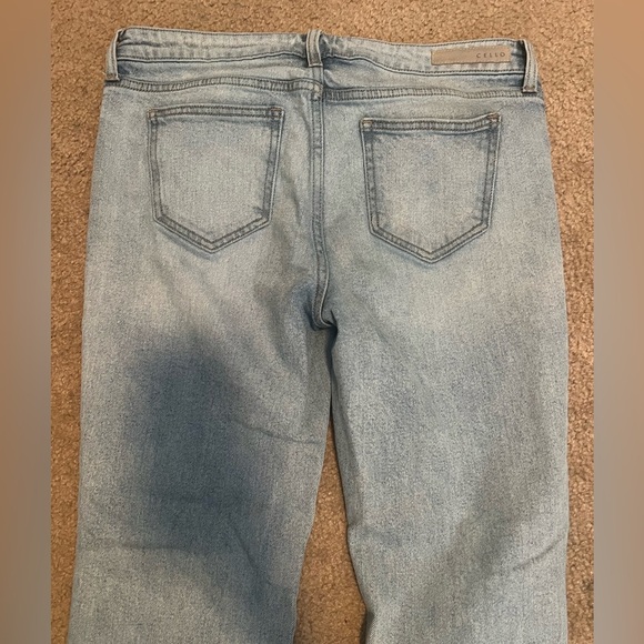 Cello Light Blue Women's Jeans Raw Hem size 9 Women’s - Picture 6 of 9